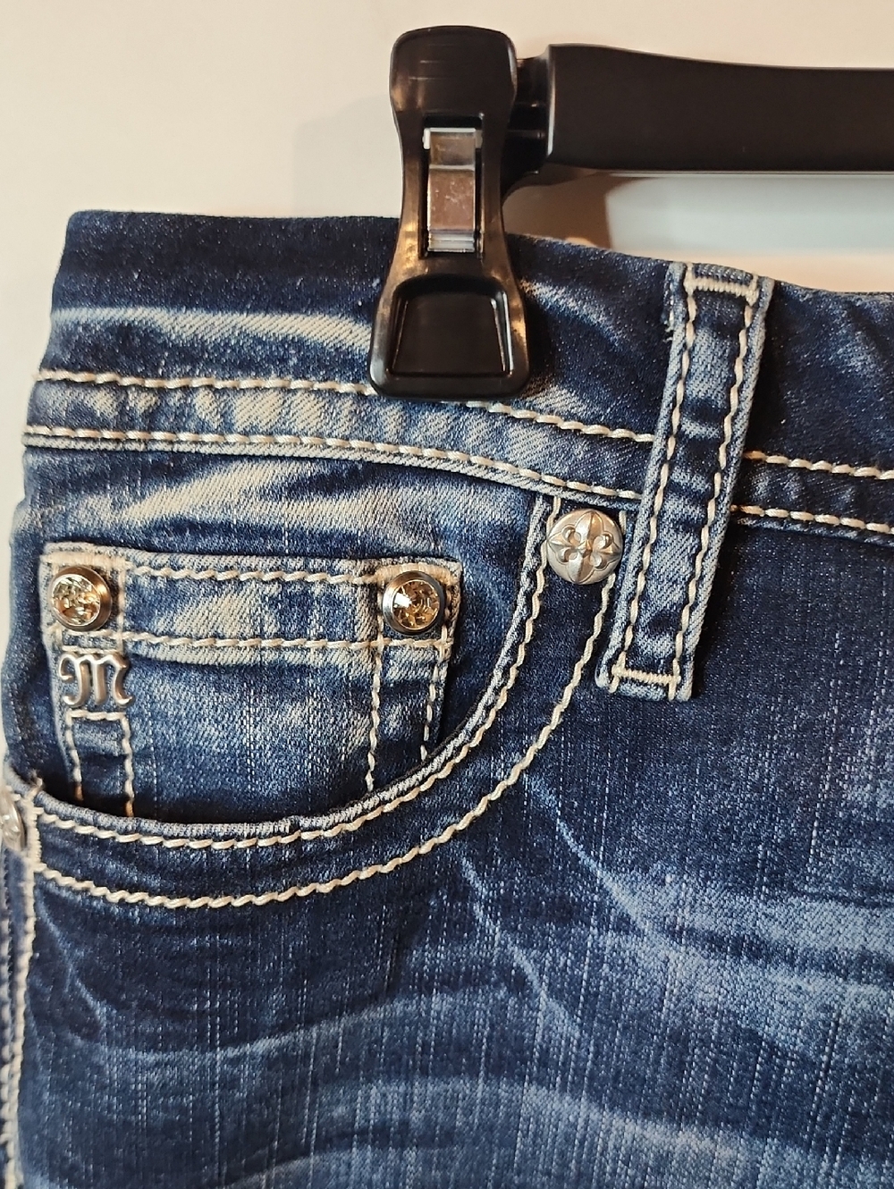 Miss Me Curvy Ankle Skinny Jeans NWOT Size 31 X 27 - Picture 4 of 10